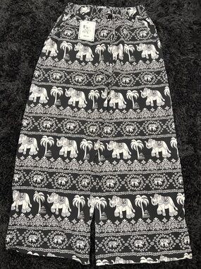 Black & White Elephant Print Wide-Leg Pants